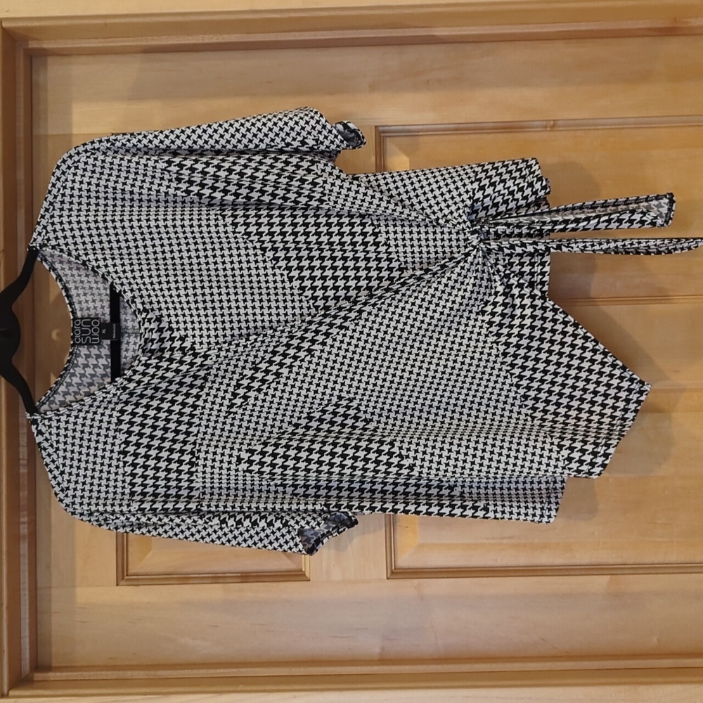 Clara Sun woo black and white patterned wrap top